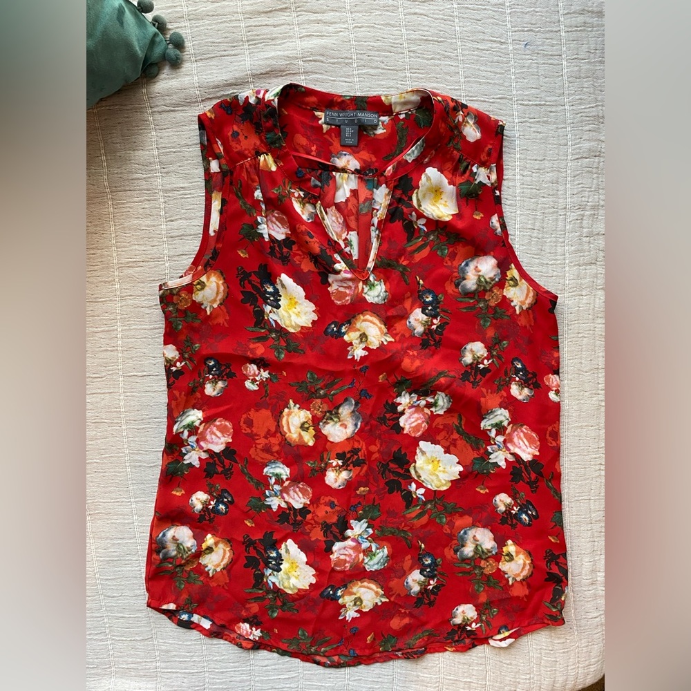 3/$8 Bundle Red floral blouse - Picture 1 of 6